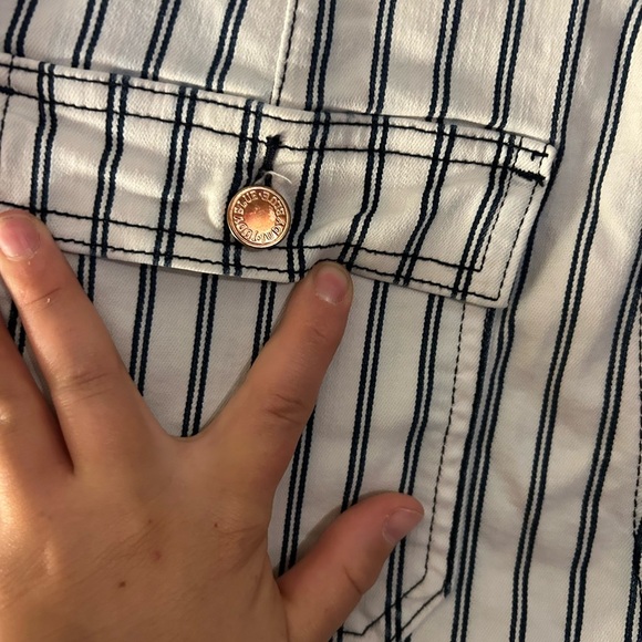 Judy Blue High Waisted White Navy Blue Stripe Shorts Rose Gold Buttons Size L - Picture 9 of 12